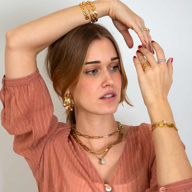 Elona Kette